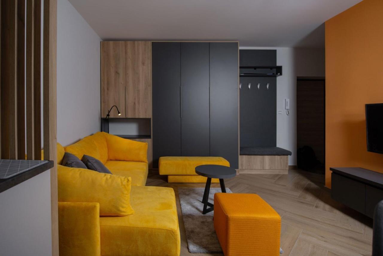 Republic Square Apartment - With Garage Novi Sad Exterior photo